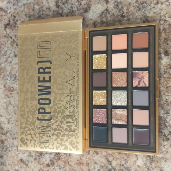 HUDA BEAUTY Makeup Nib Huda Beauty Empowered Eyeshadow Palette Poshmark
